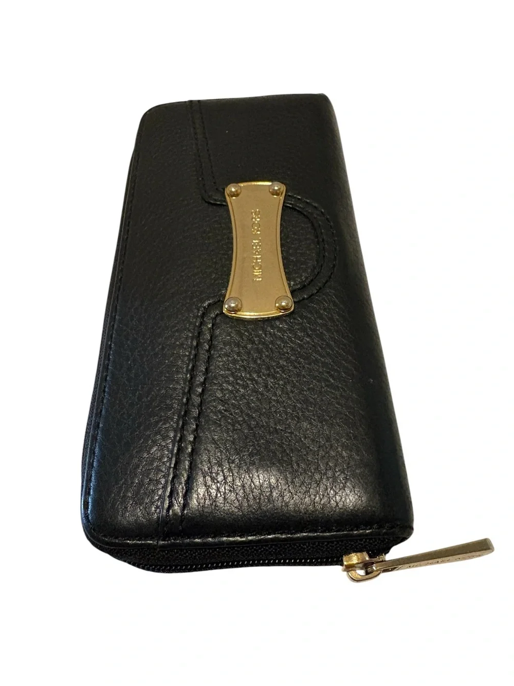 Michael Kors Saratoga Pebble Leather Zip Around Continental Wallet
